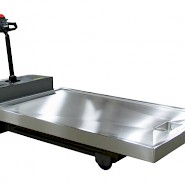Self-Propelled Hydraulic Necropsy Table